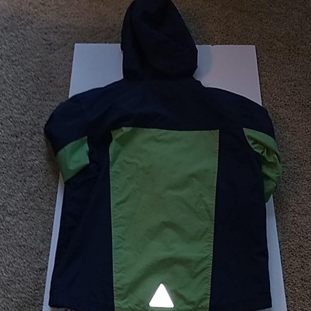 LL. Bean light weight jacket. - Picture 5 of 12
